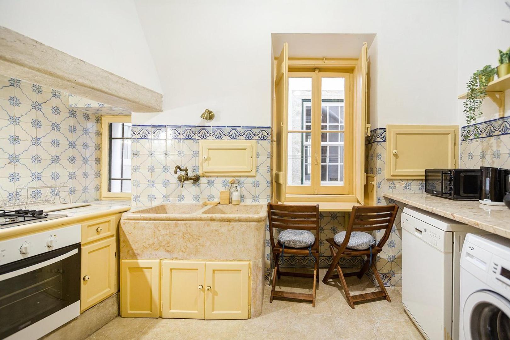 Vakantiehuis Guestready - Classical Portuguese Style Family In Bohomeain Alfama Lissabon